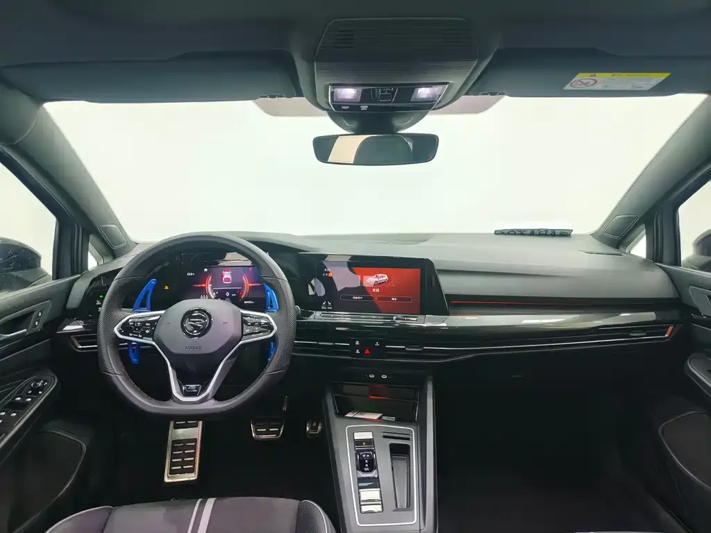 Volkswagen Golf 2021 из CN, фото 9