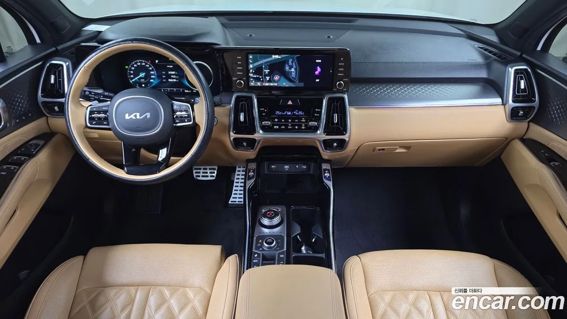 Kia Sorento — фото 7