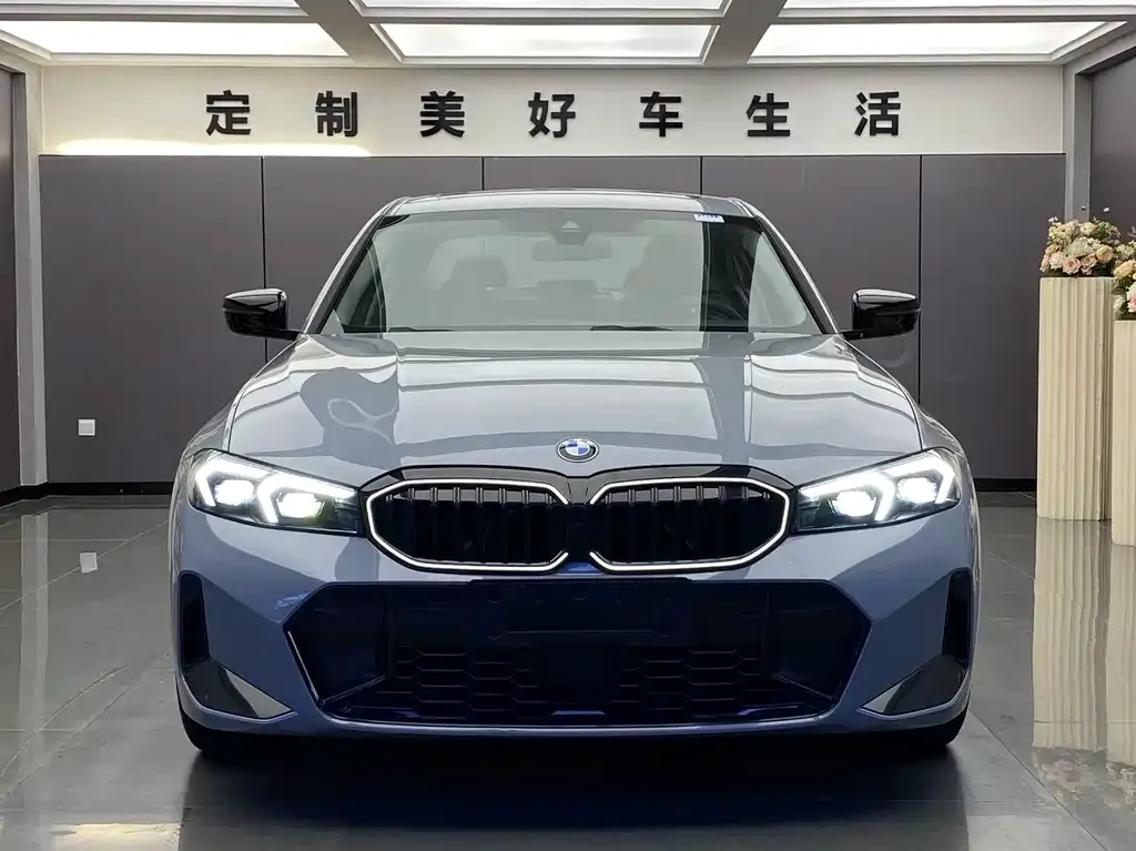 BMW 3 Series 2024 из CN, фото 2