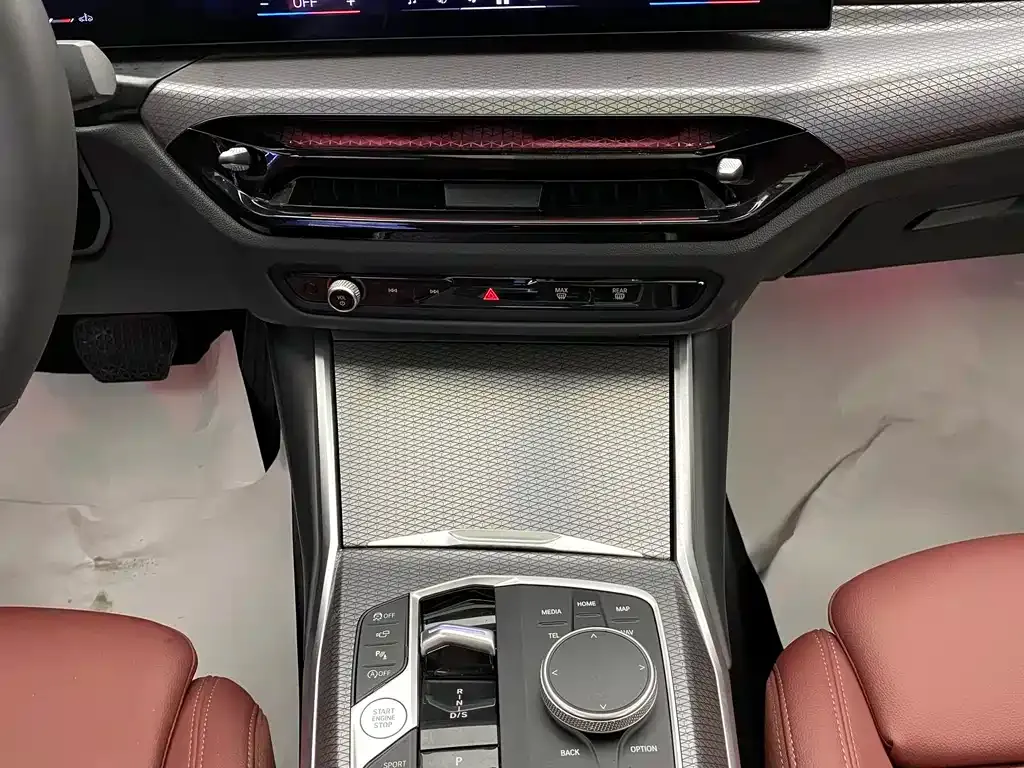 BMW 3 Series 2024 из CN, фото 7