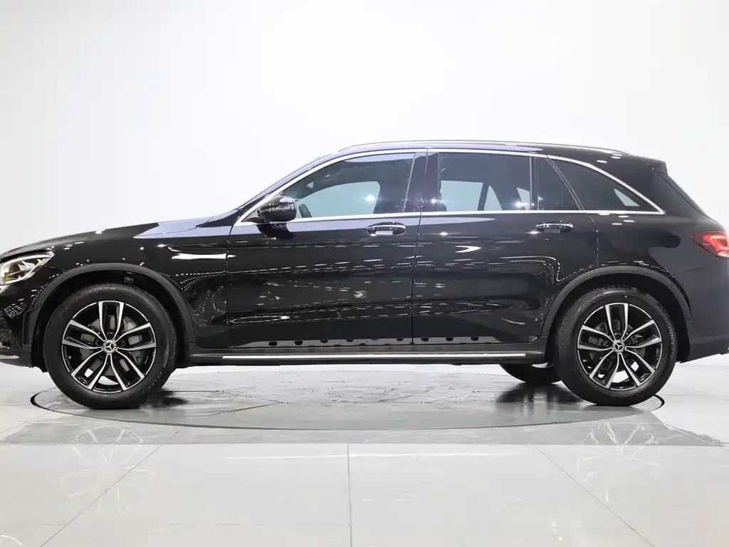 Mercedes-Benz GLC — фото 5