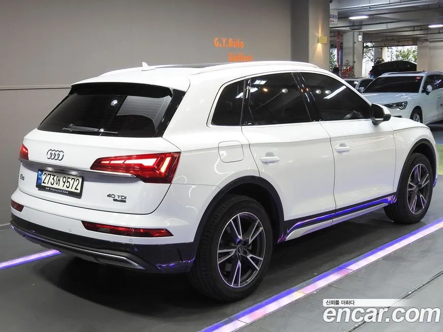 Audi Q5 2021 из KR, фото 2
