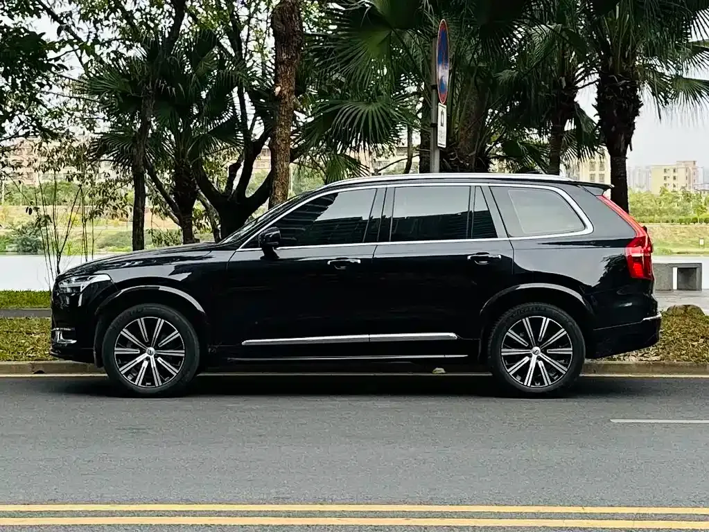 Volvo XC90 2023 из CN, фото 6
