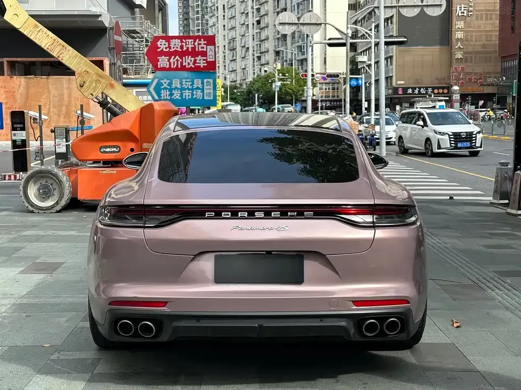 Porsche Panamera — фото 8