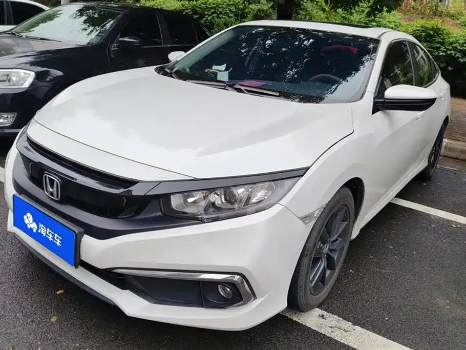 Honda Civic — фото 1