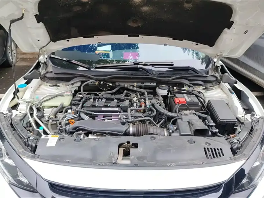 Honda Civic — фото 10