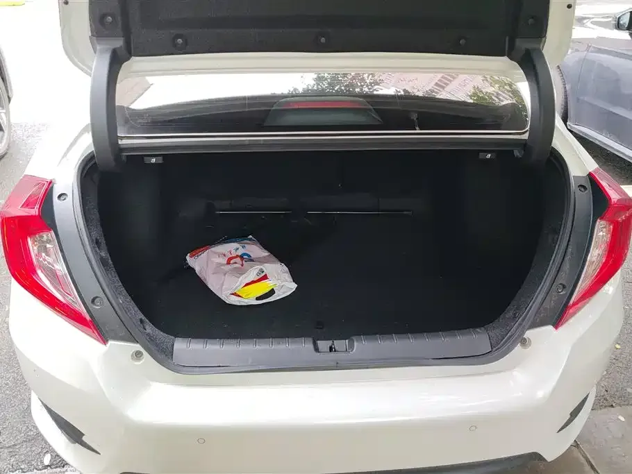 Honda Civic — фото 4