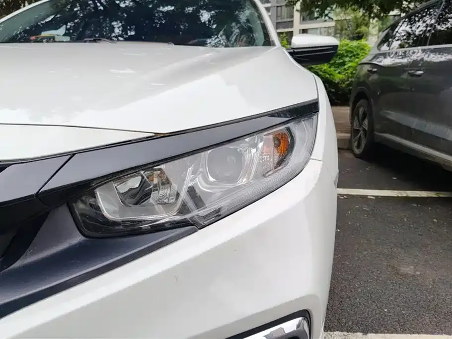 Honda Civic — фото 5