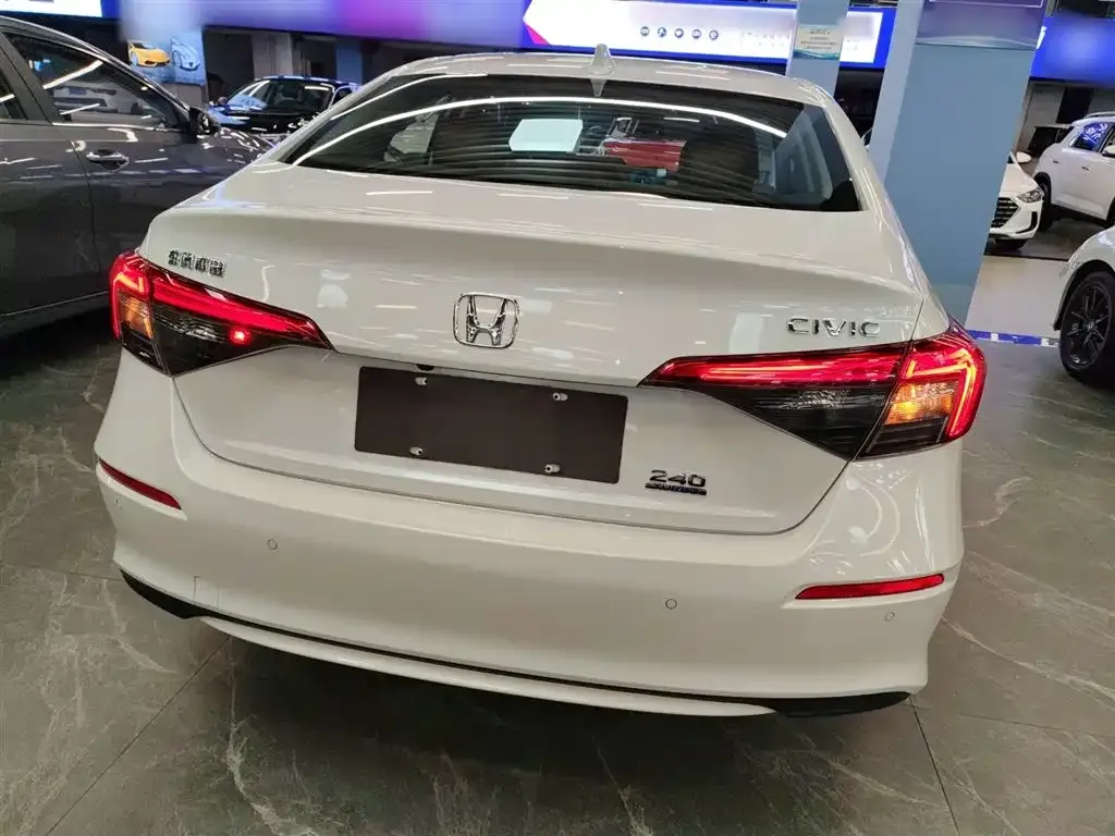 Honda Civic — фото 6