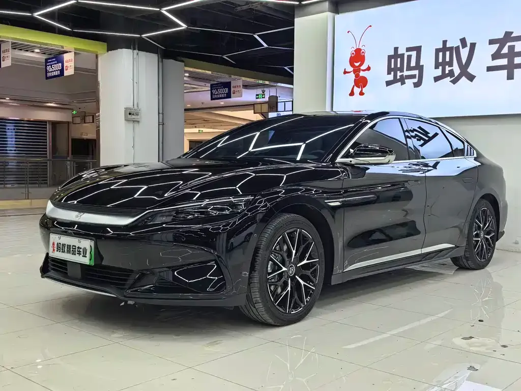 BYD Han — фото 1