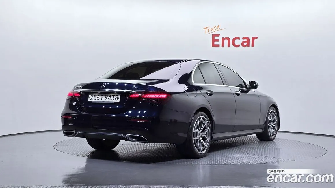 Mercedes-Benz E-Class 2021 из KR, фото 2