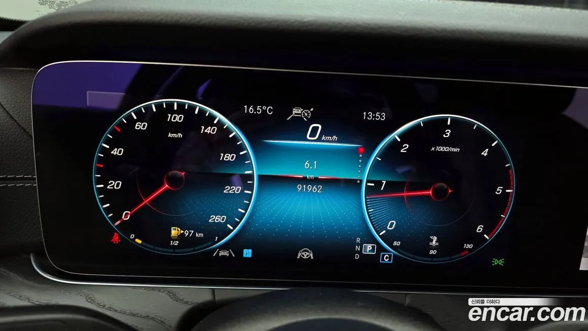 Mercedes-Benz E-Class 2021 из KR, фото 8