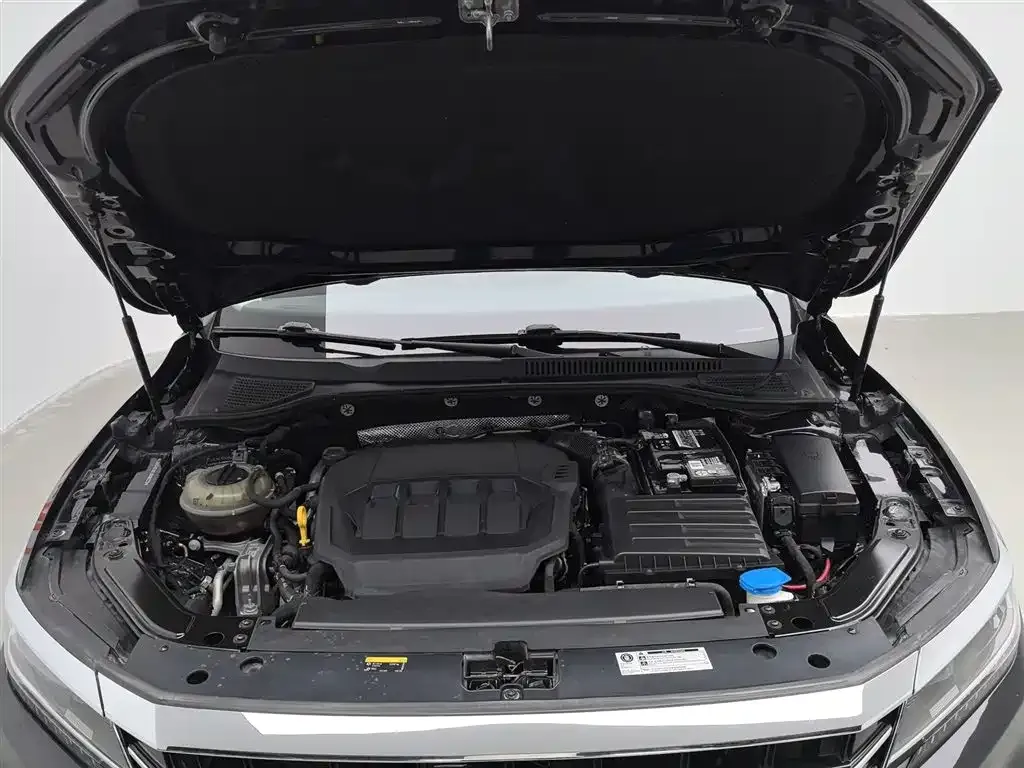 Volkswagen Passat — фото 6
