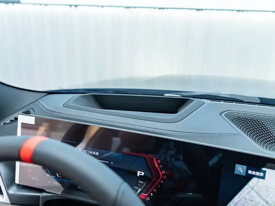BMW M4 2025 из CN, фото 4