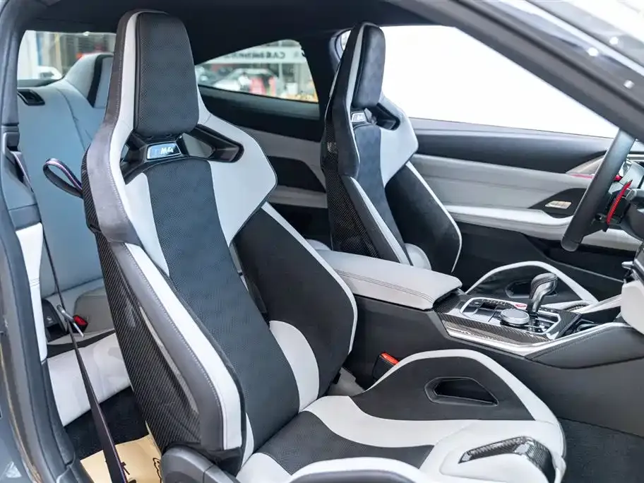 BMW M4 2025 из CN, фото 7
