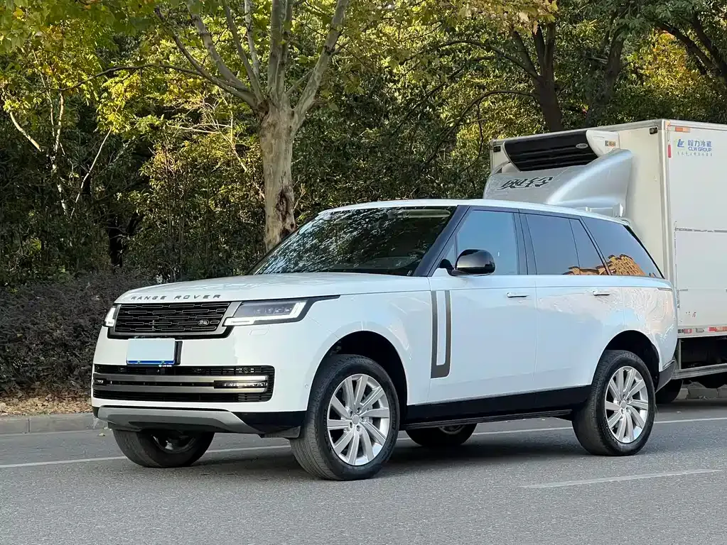 Land Rover Range Rover — фото 1