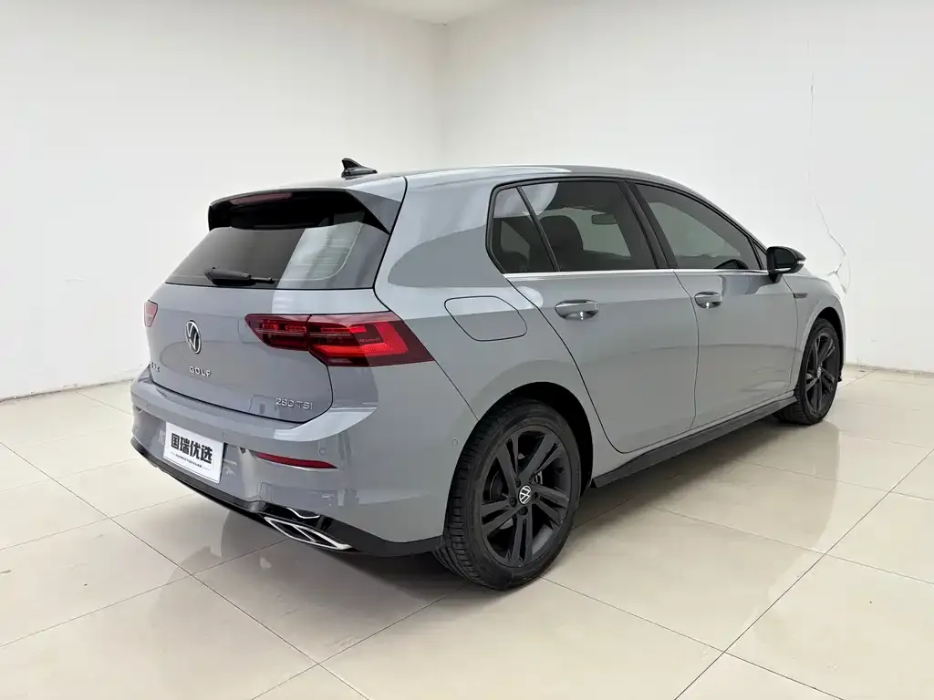 Volkswagen Golf 2021 из CN, фото 4