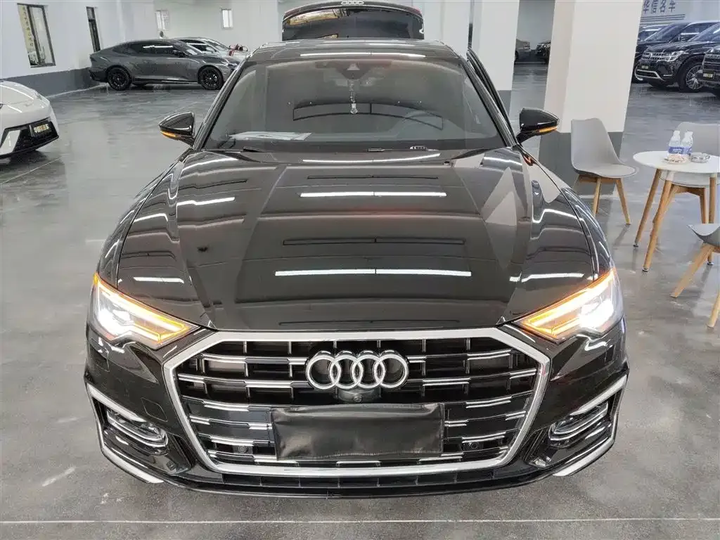 Audi A6L 2024 из CN, фото 3