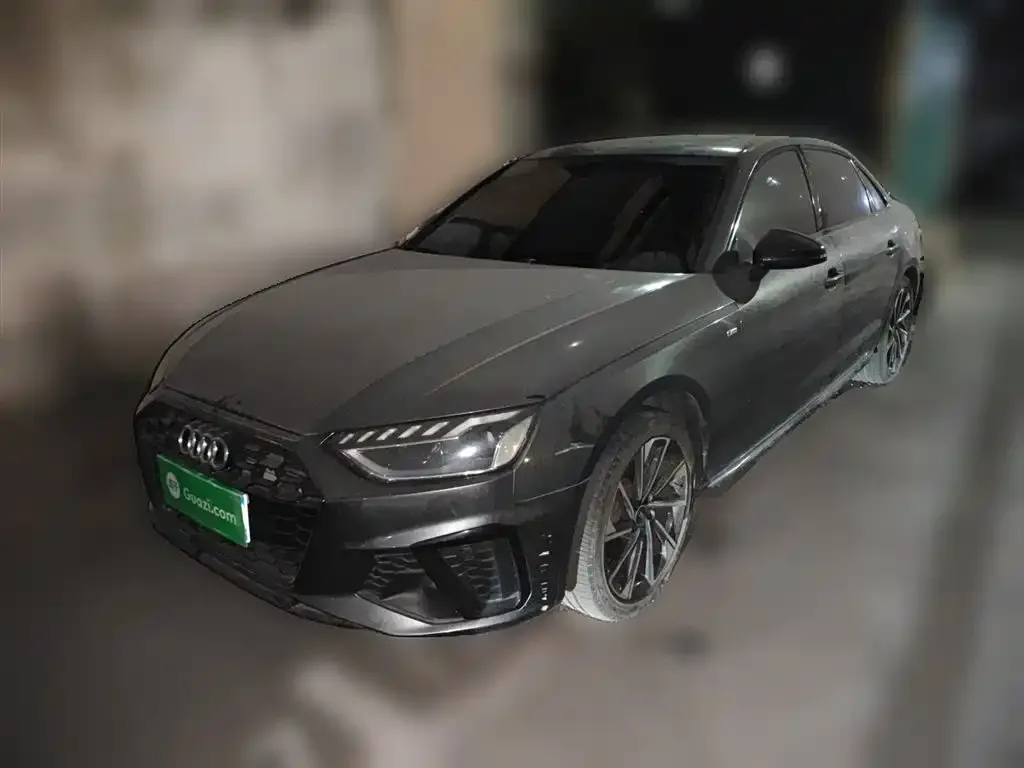 Audi A4L 2023 из CN, фото 2