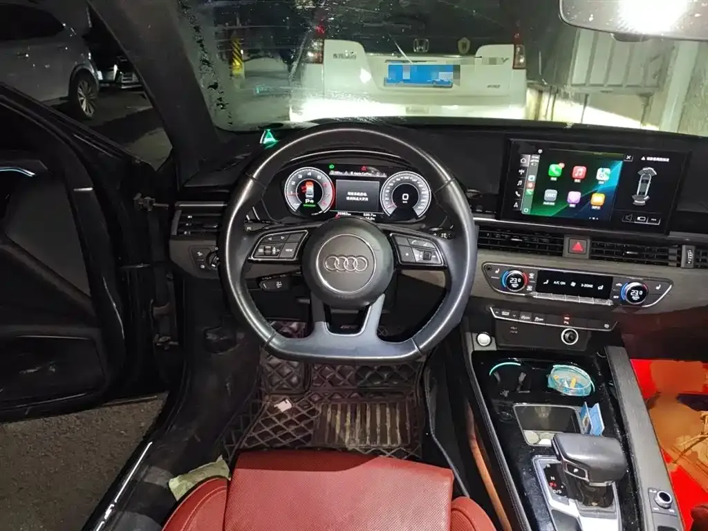 Audi A4L 2023 из CN, фото 3