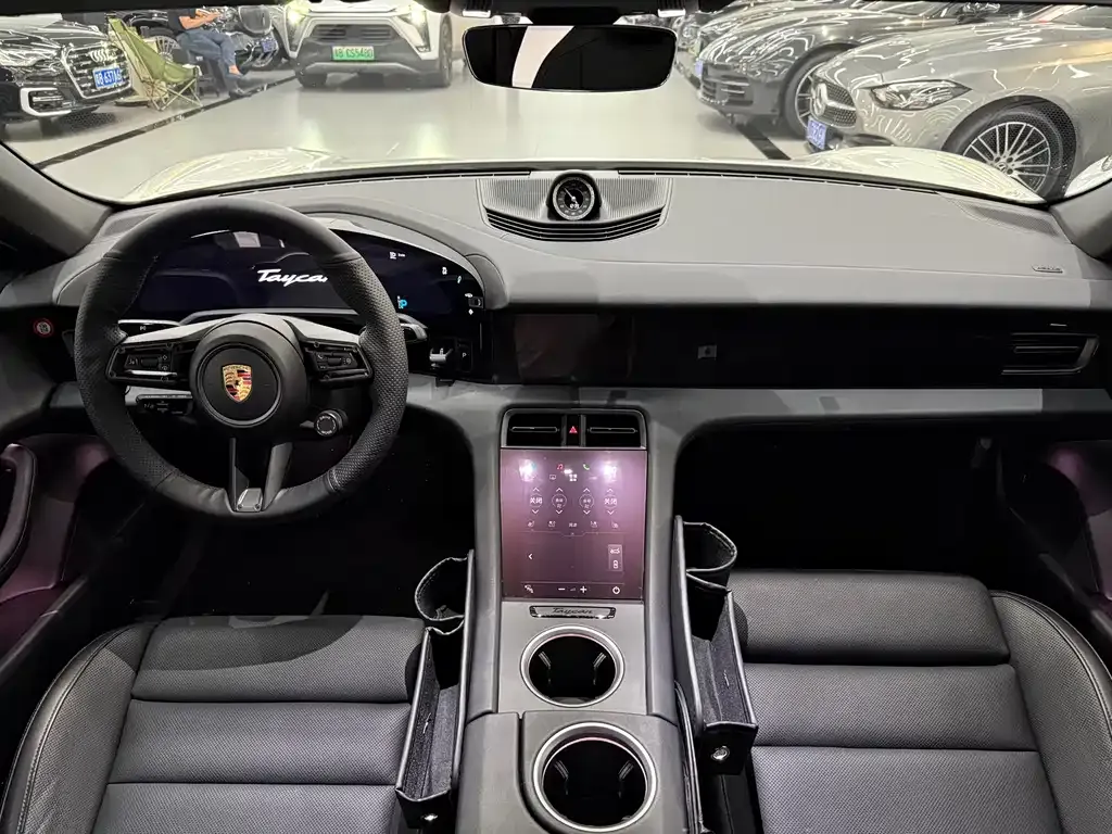 Porsche Taycan 2022 из CN, фото 10