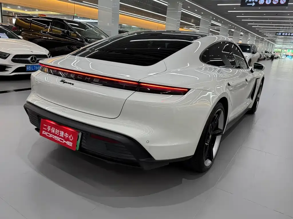 Porsche Taycan 2022 из CN, фото 6
