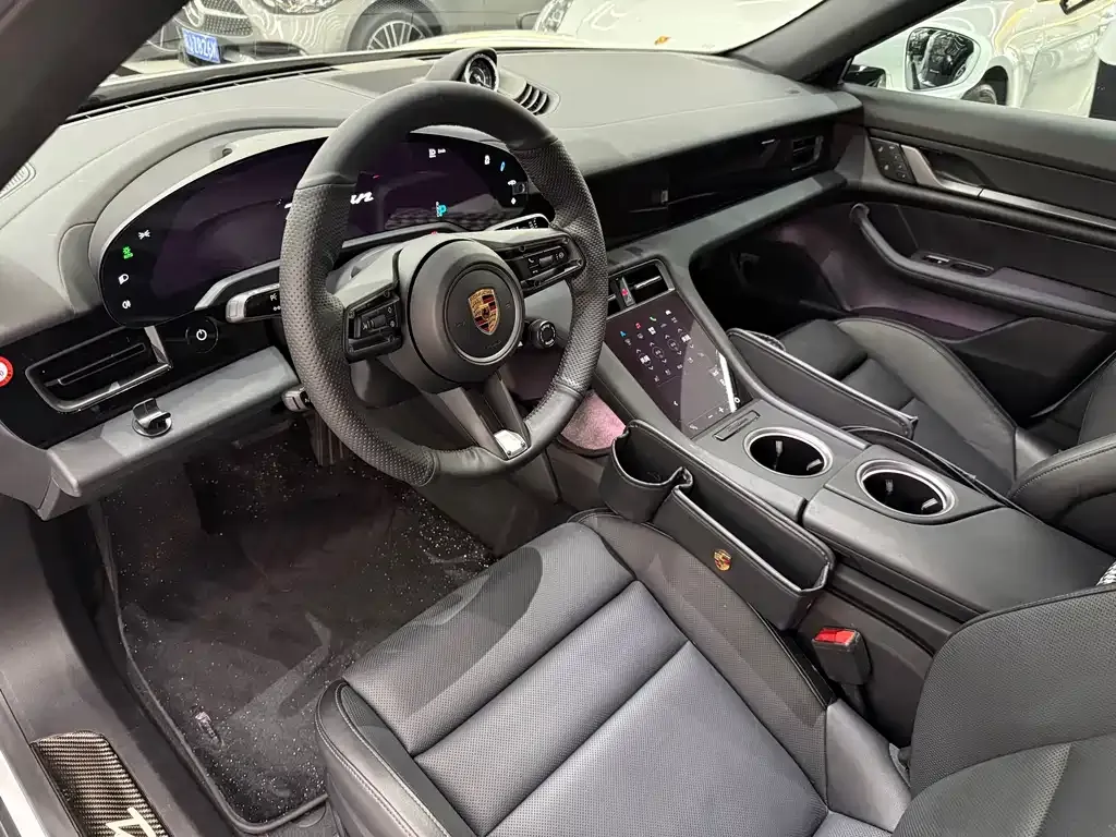 Porsche Taycan 2022 из CN, фото 8