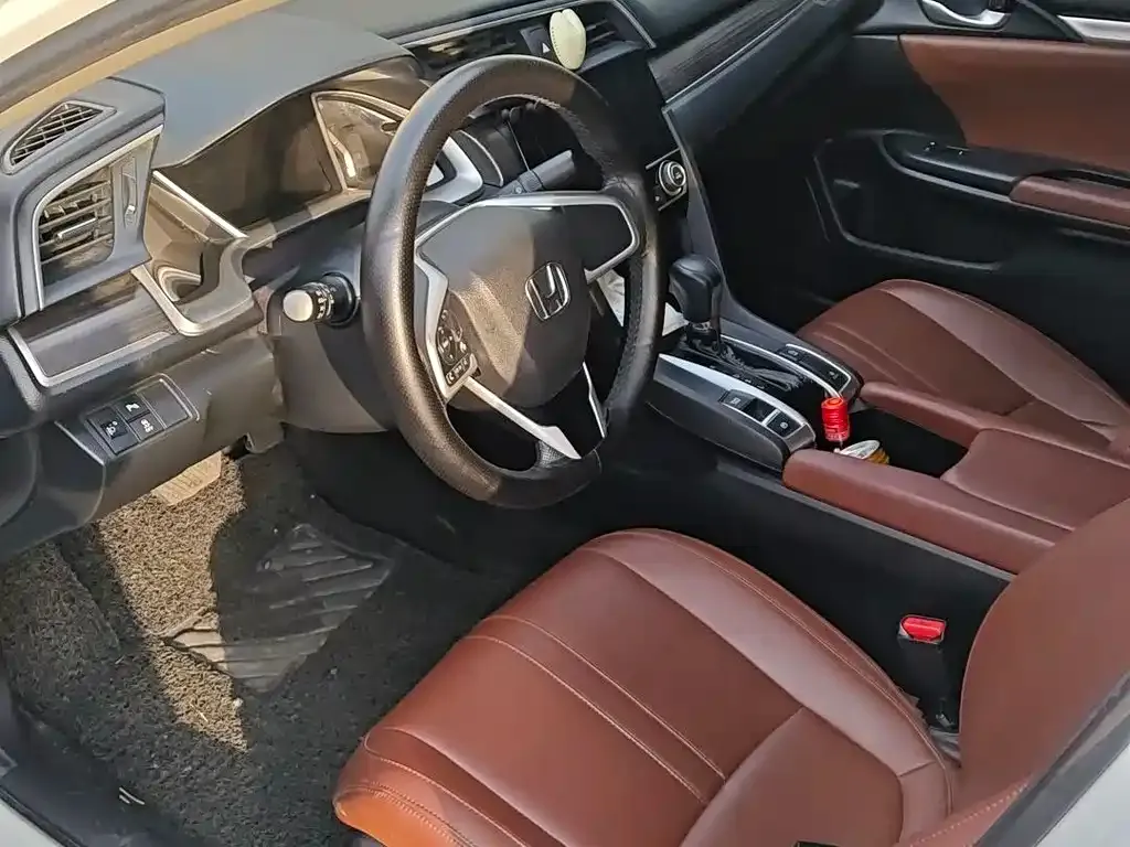 Honda Civic 2022 из CN, фото 5