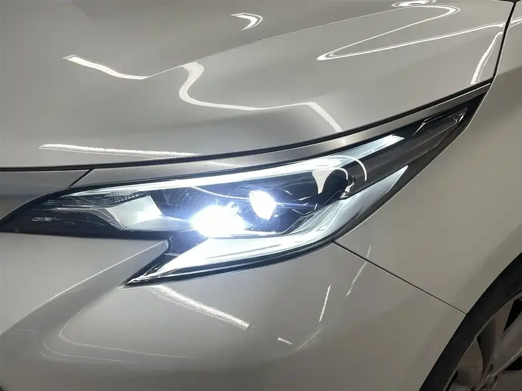 Toyota Sienna 2023 из CN, фото 9