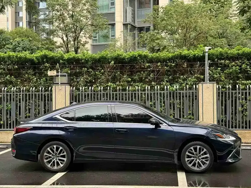 Lexus ES 2022 из CN, фото 4
