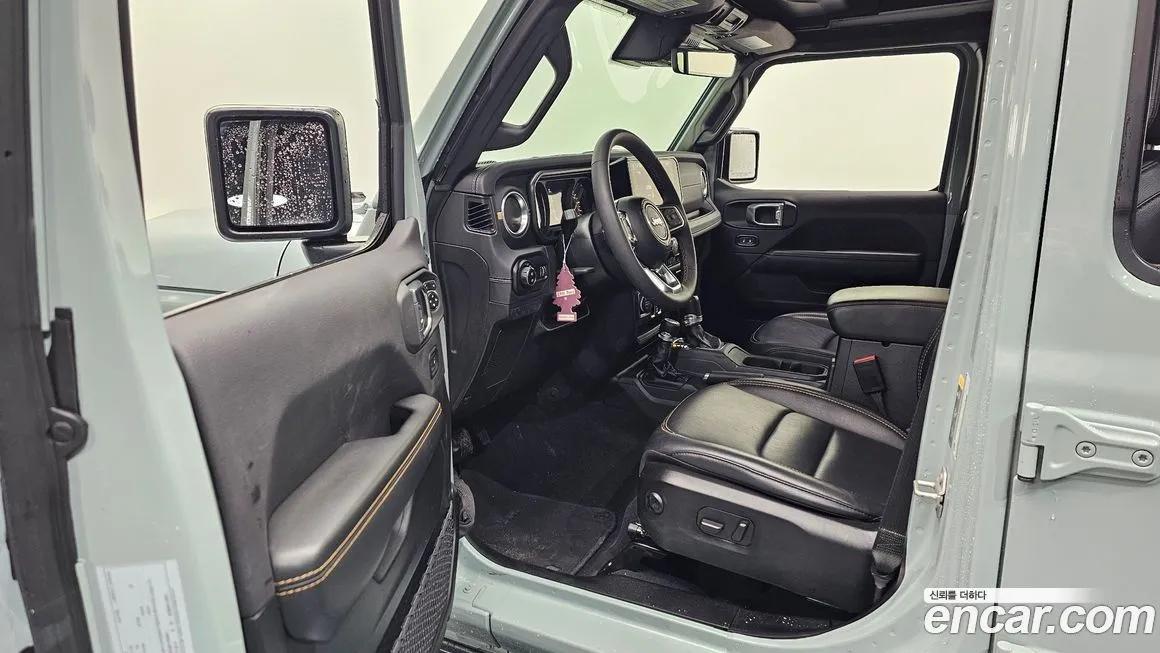 Jeep Wrangler 2024 из KR, фото 10