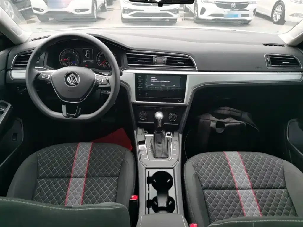 Volkswagen Lamando 2021 из CN, фото 10