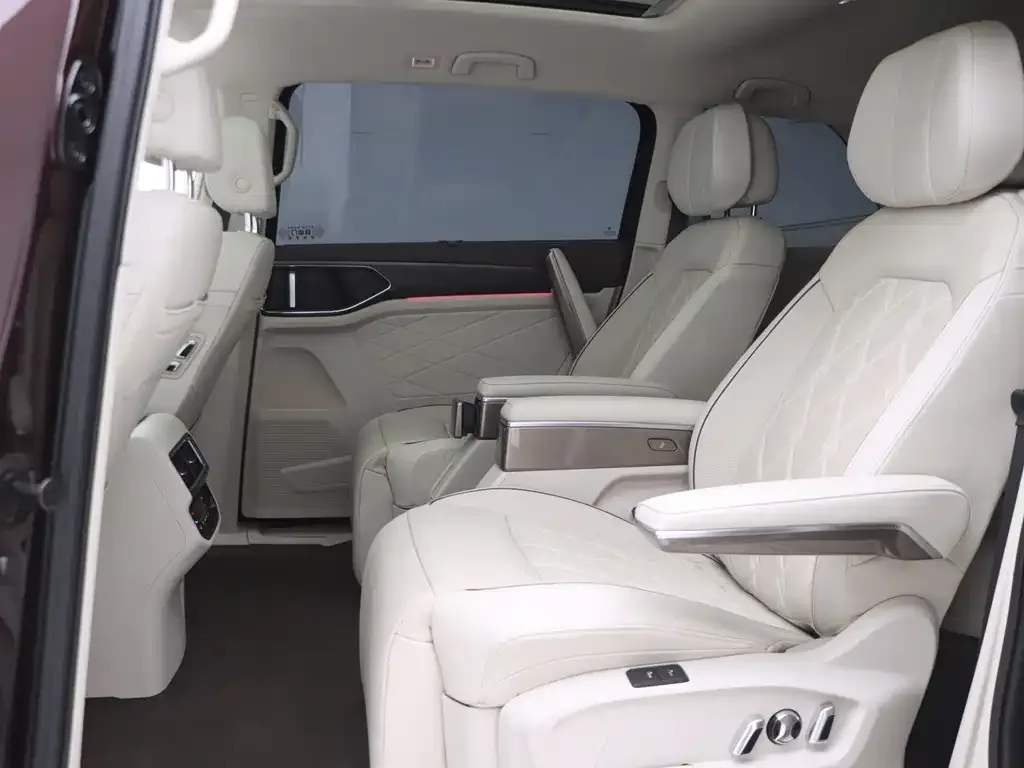 Volkswagen Viloran 2024 из CN, фото 8
