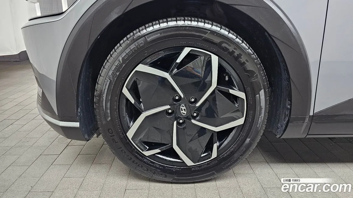 Hyundai Ioniq5 — фото 5
