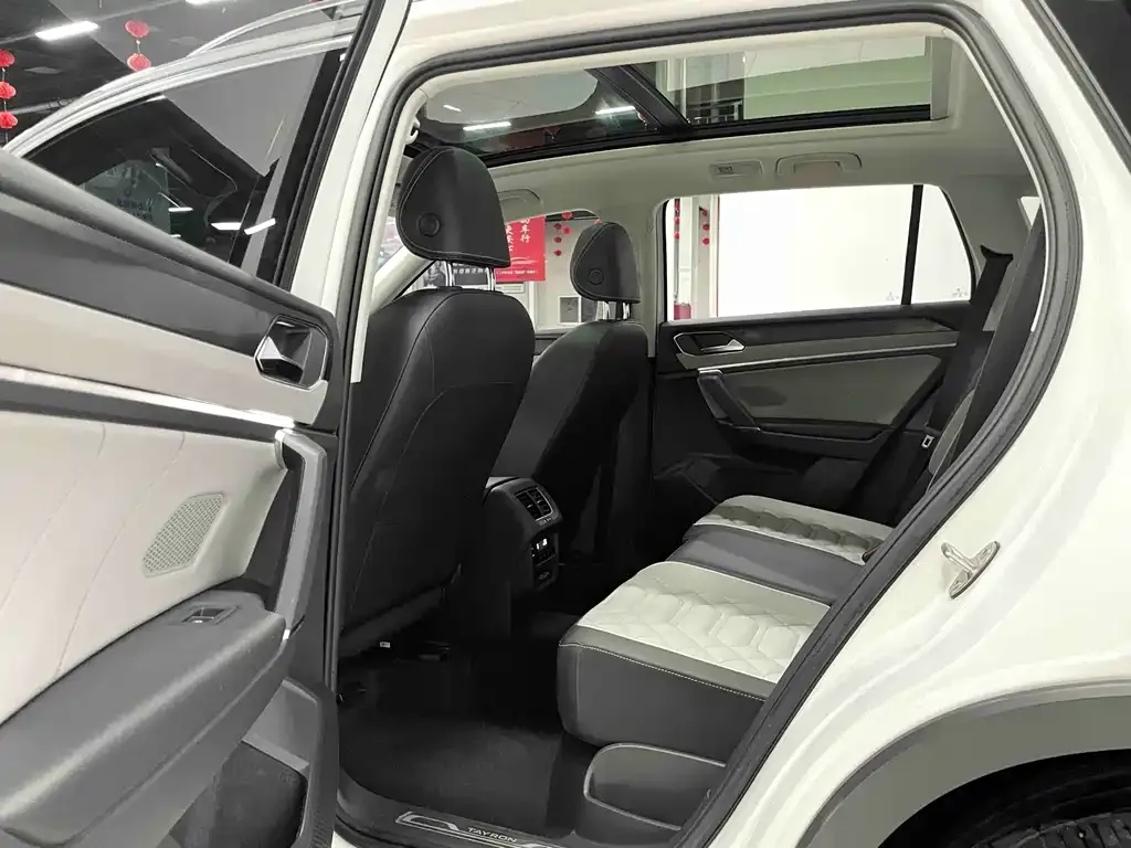 Volkswagen Tayron 2022 из CN, фото 9