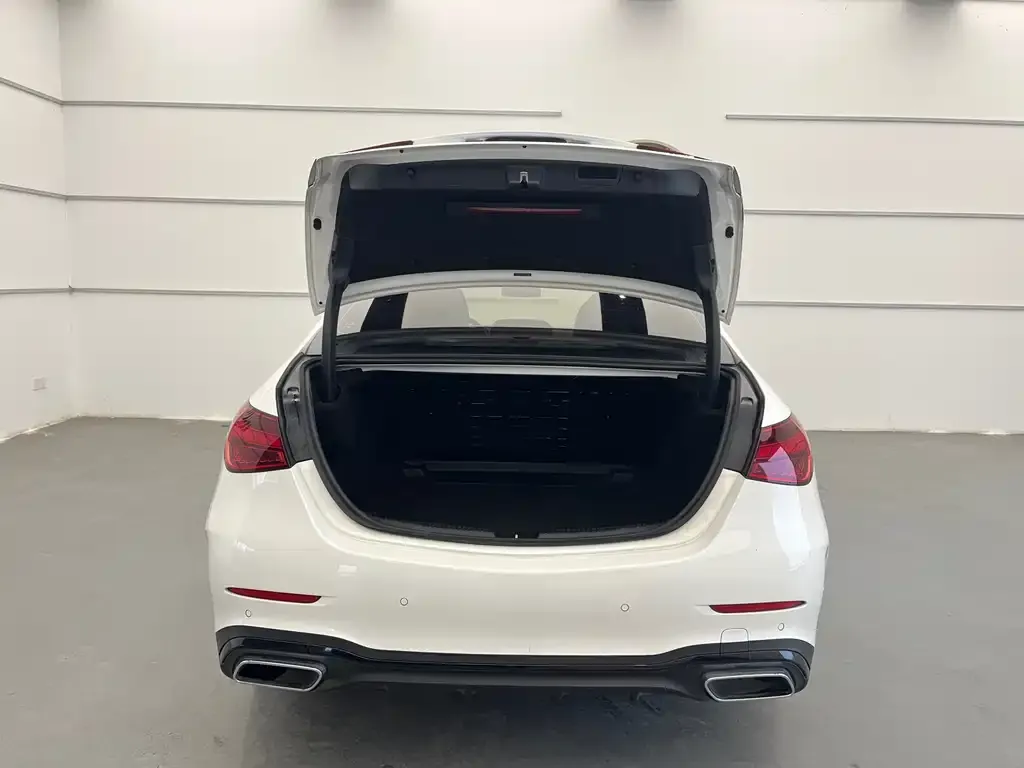 Mercedes-Benz C-Class 2023 из CN, фото 10