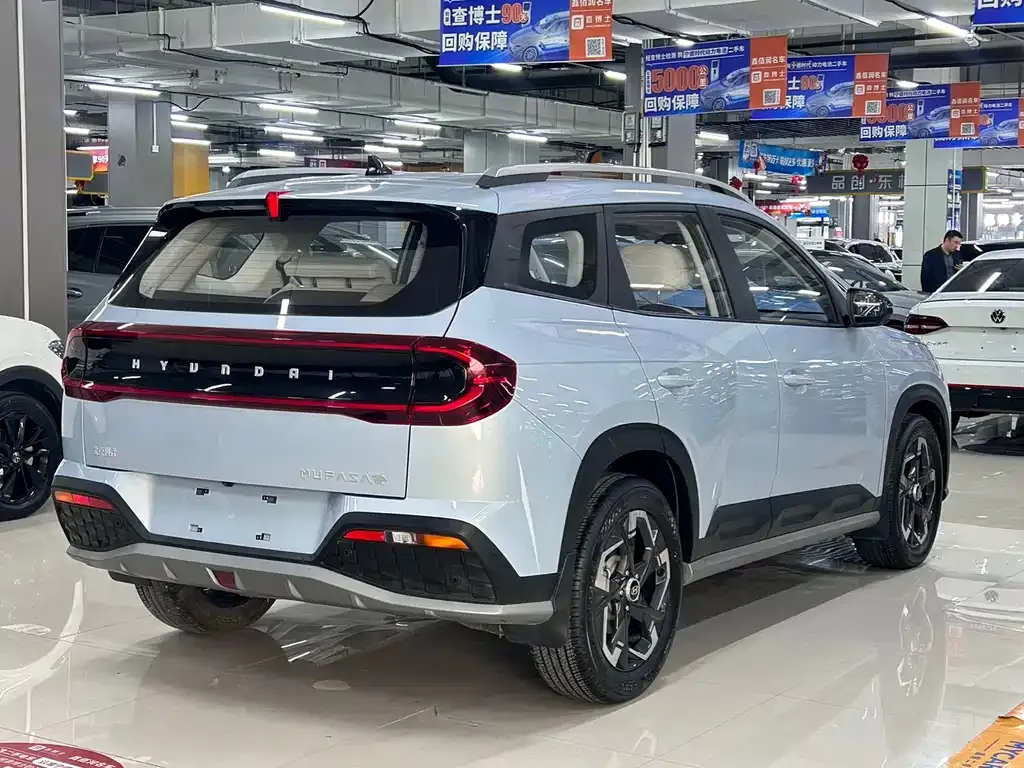 Hyundai ix35 2023 из CN, фото 4