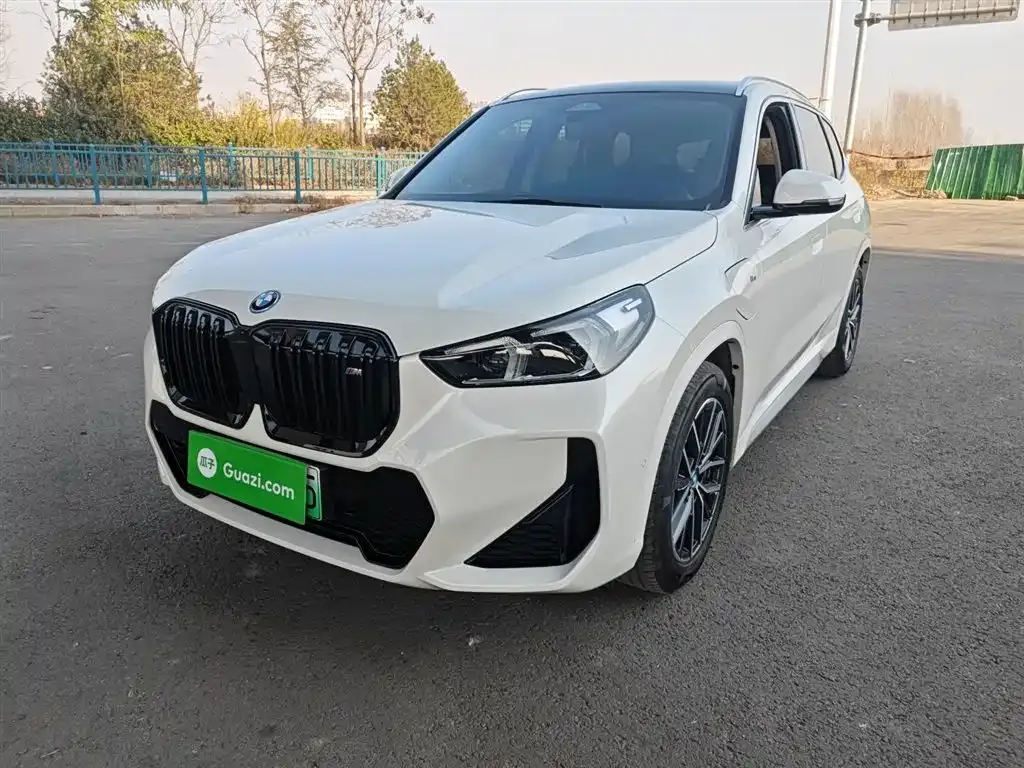 BMW iX1 2025 из CN, фото 1