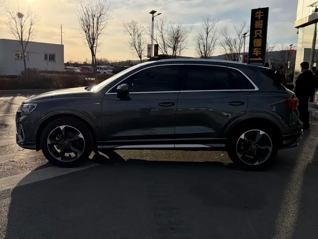 Audi Q3 2021 из CN, фото 6