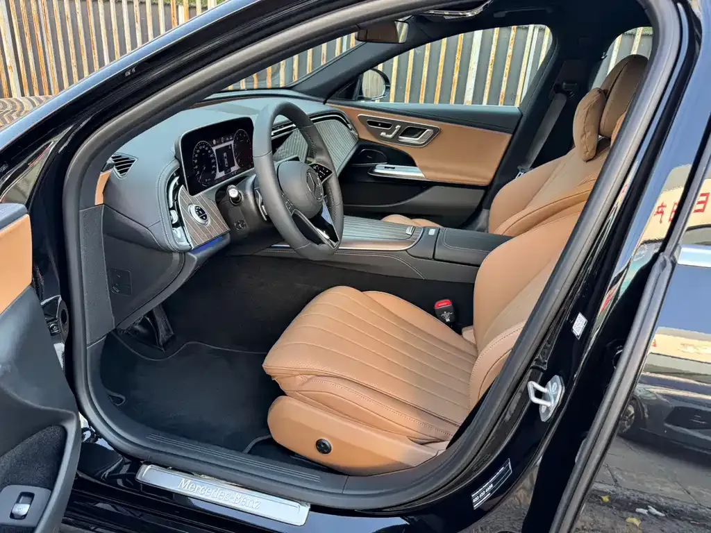 Mercedes-Benz E-Class 2025 из CN, фото 4