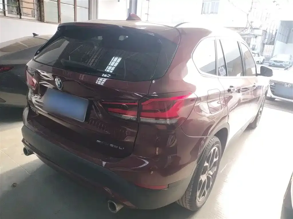 BMW X1 2021 из CN, фото 7