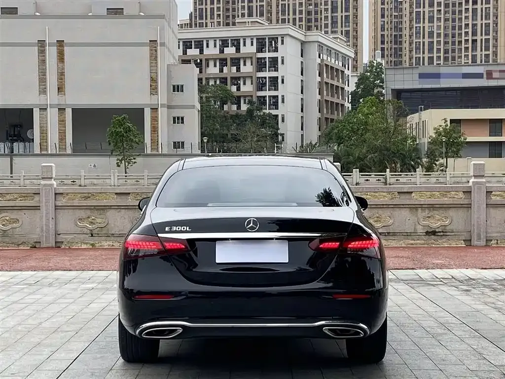 Mercedes-Benz E-Class 2021 из CN, фото 8
