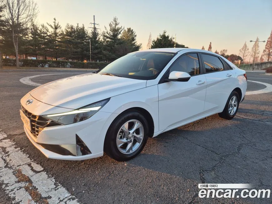 Hyundai AVANTE — фото 2