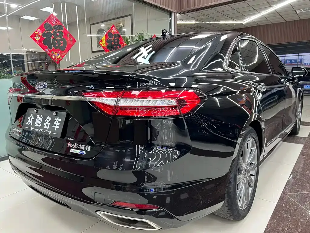 Ford Taurus 2021 из CN, фото 9