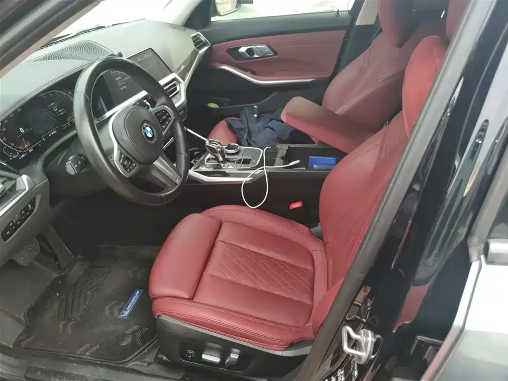 BMW 3 Series 2022 из CN, фото 8