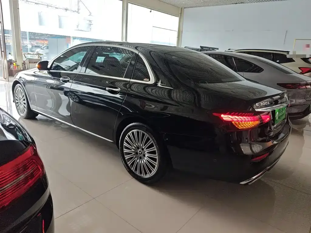 Mercedes-Benz E-Class 2023 из CN, фото 5