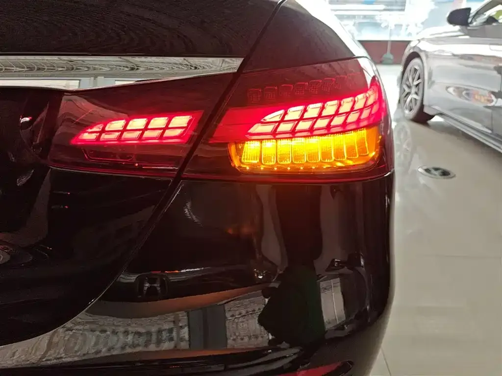 Mercedes-Benz E-Class 2023 из CN, фото 8