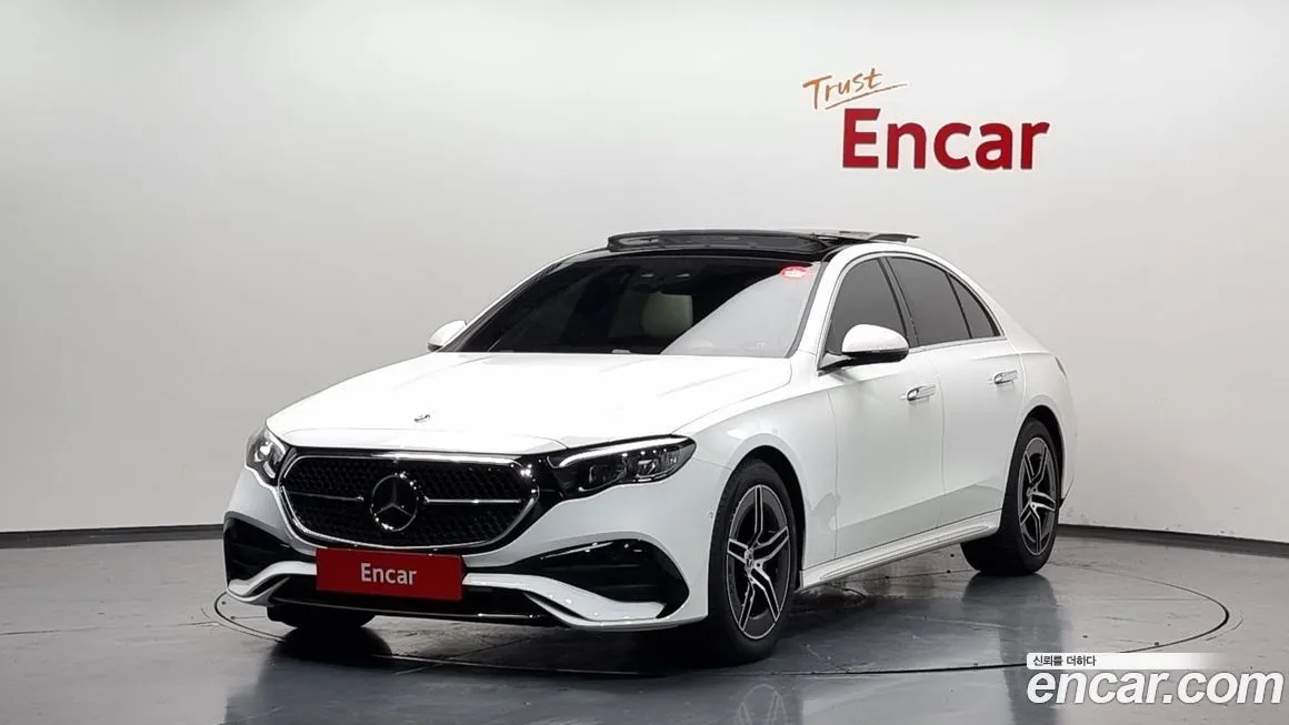 Mercedes-Benz E-Class — фото 1