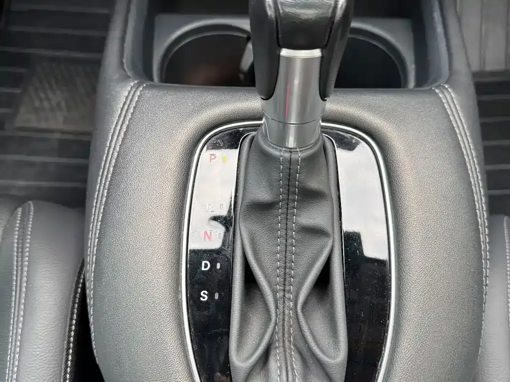 Honda ZR-V 2024 из CN, фото 10