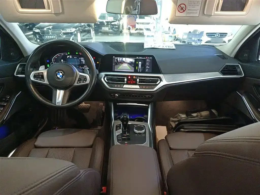 BMW 3 Series 2022 из CN, фото 10